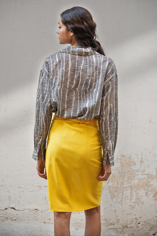 180 wrap pareo - yellow bee