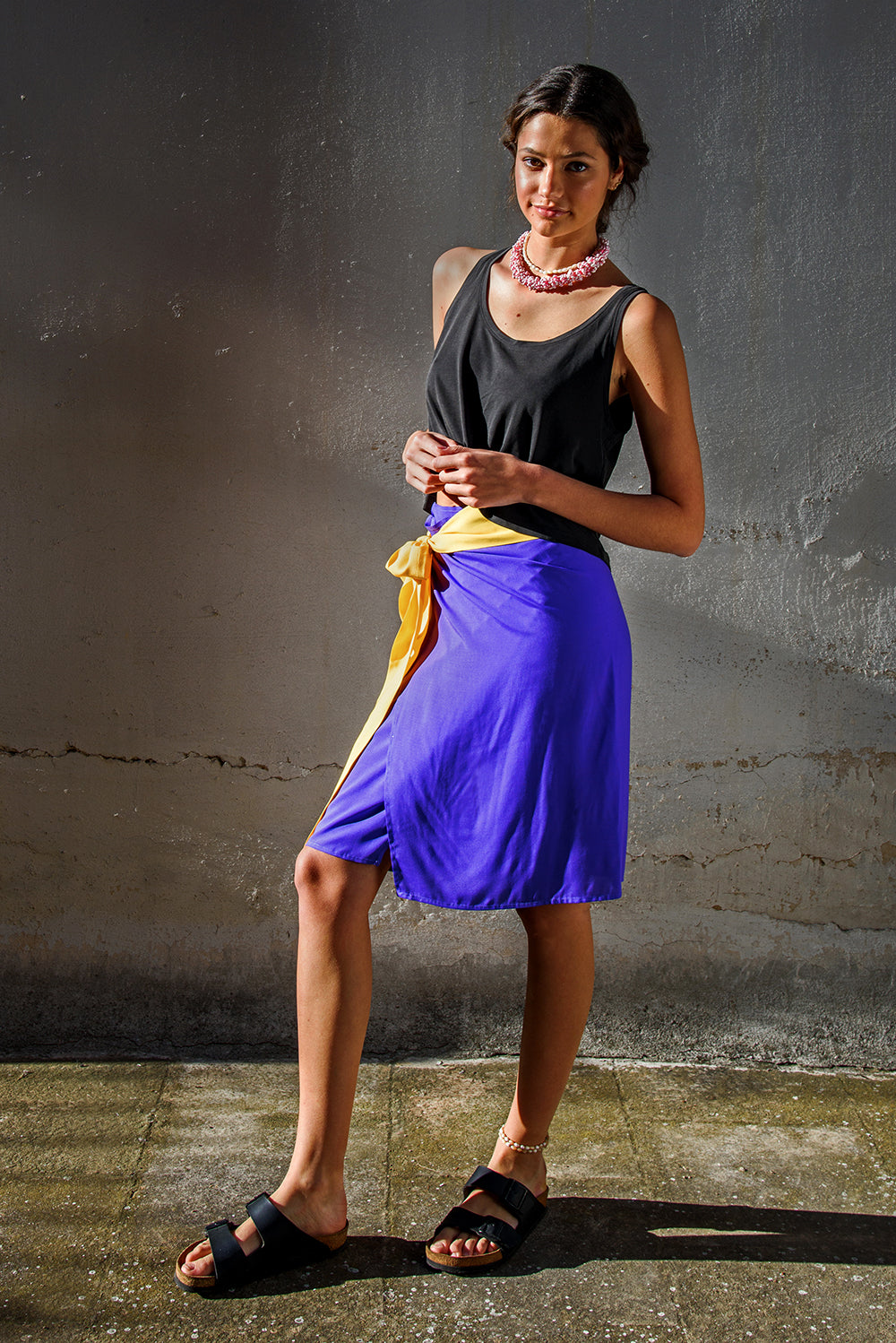 Buzz wrap - purple/ yellow bee