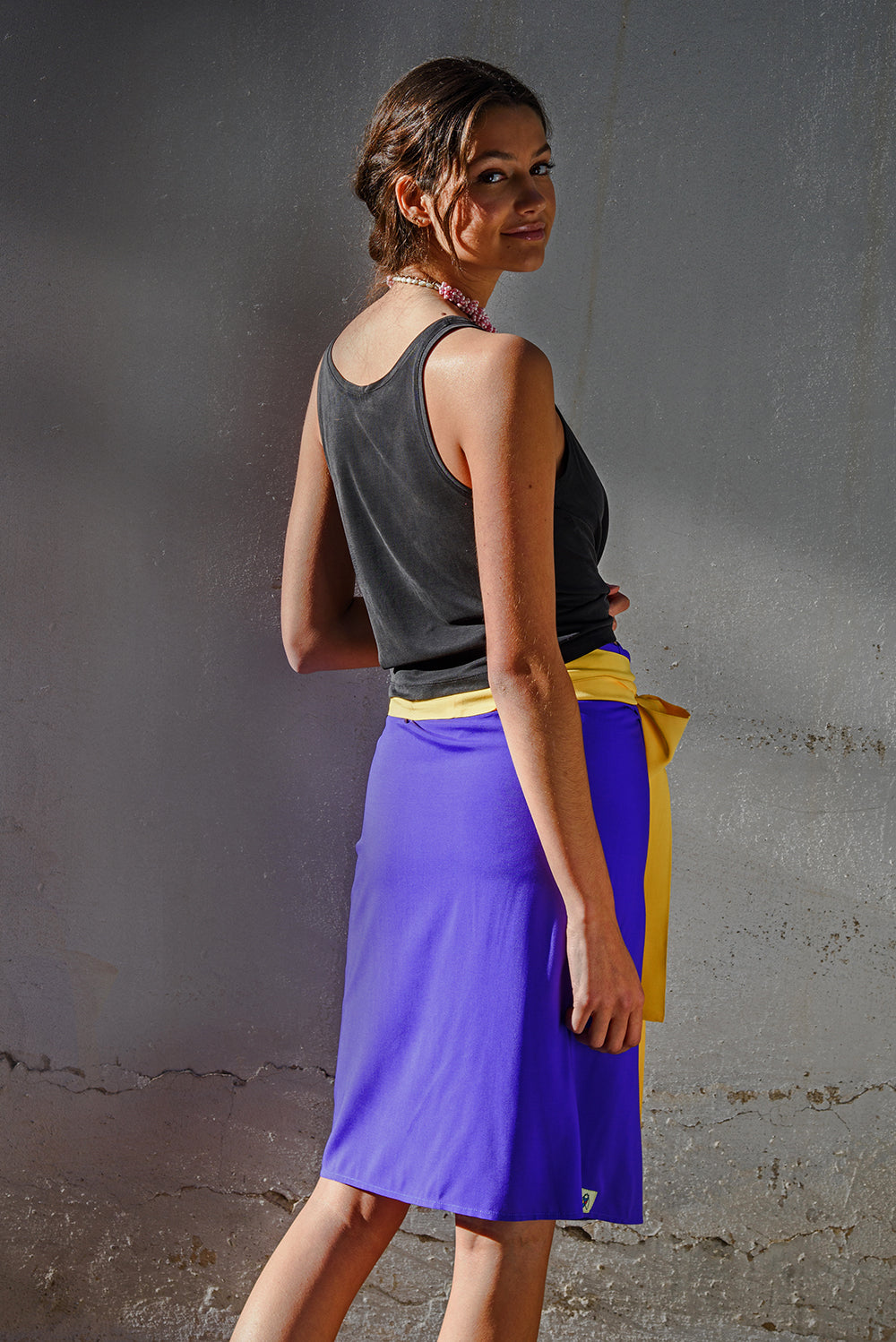 Buzz wrap - purple/ yellow bee
