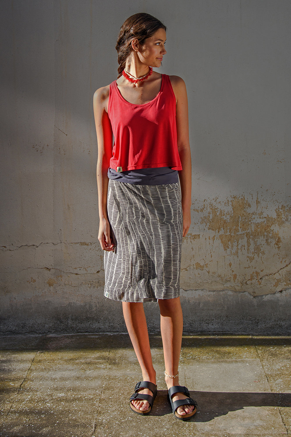 Buzz wrap - dash print/ dark grey