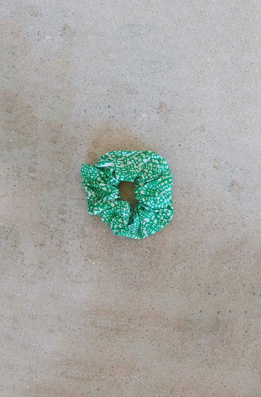 Scrunchie - Pebbles print